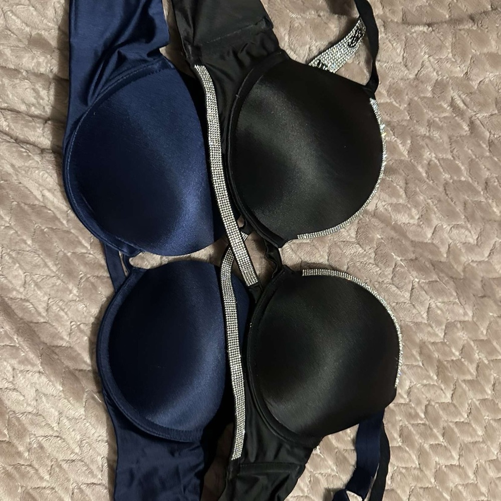 Elegant Black and Navy Women's VS Bra Set
